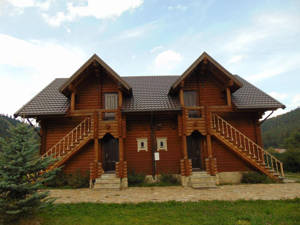 Leoslav Apartments Tatariv Exterior photo
